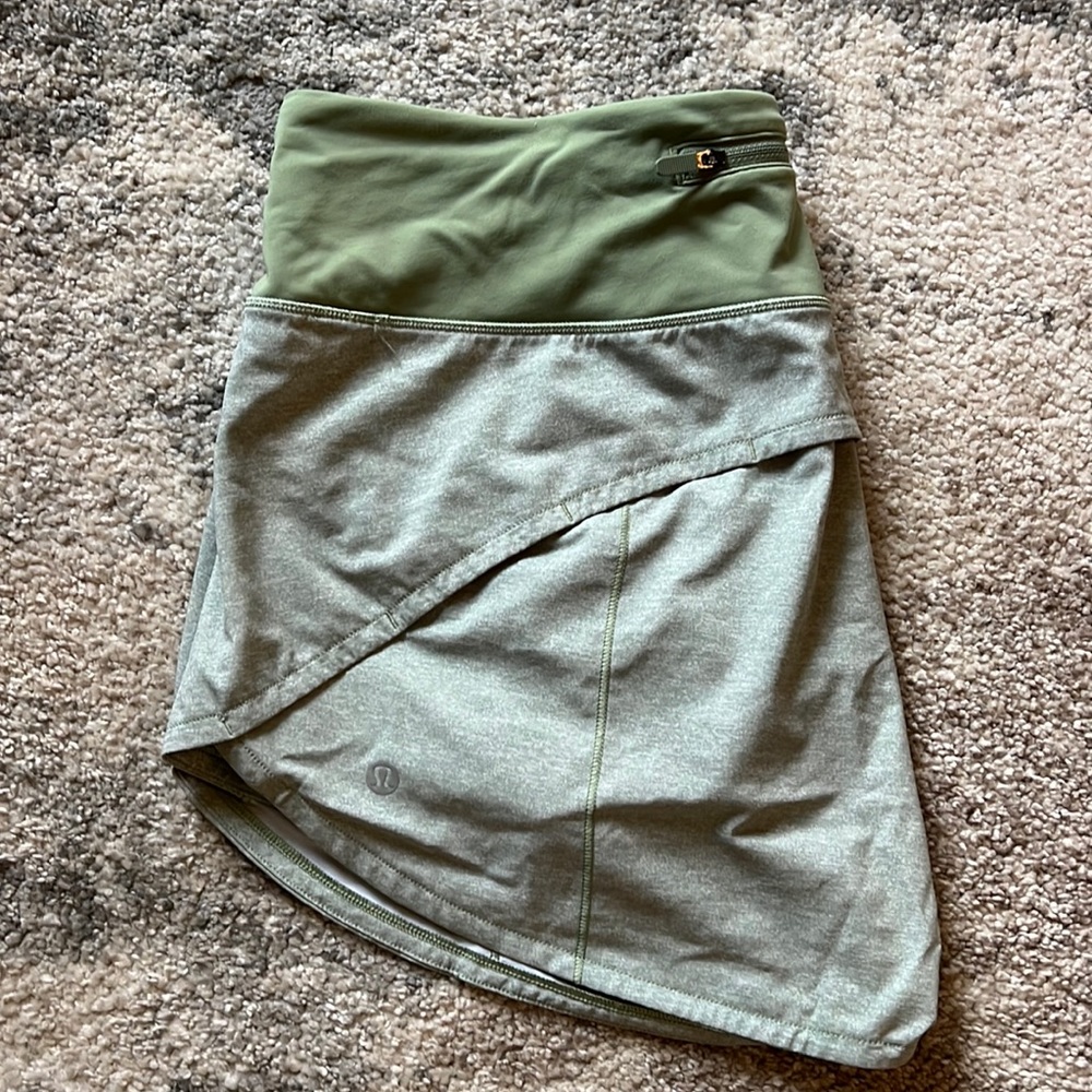 Lululemon Speed Up Shorts